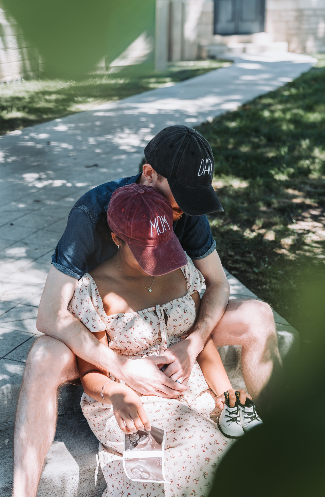 Sitting together with the sonogram